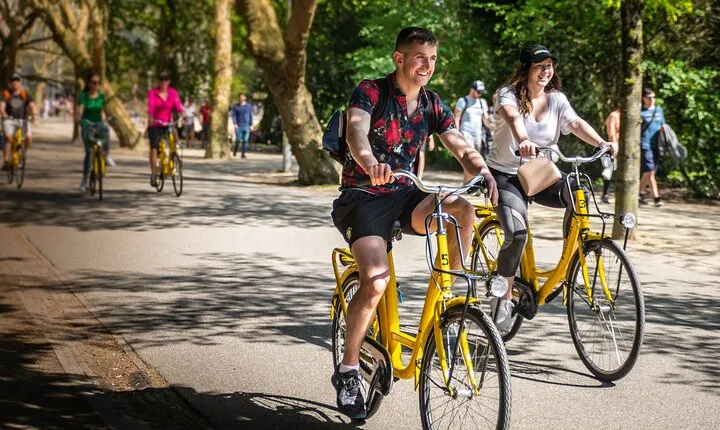 E-Bike Tour Amsterdam - Highlights & Hidden Streets