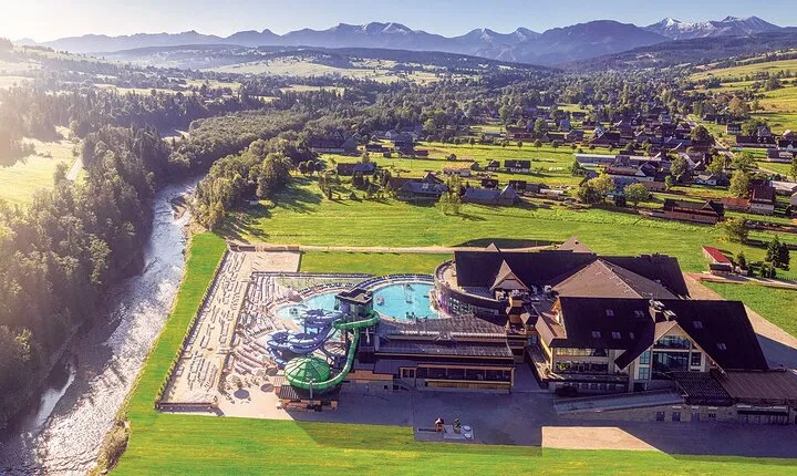 Chocholow Thermal Baths Private Transfer. Private Driver Service 
