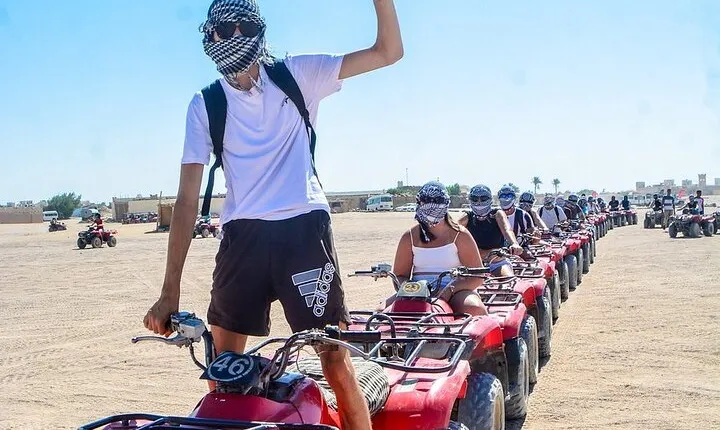 Hurghada Super Safari: Jeep, Quad, Dinner ,Camel & Show