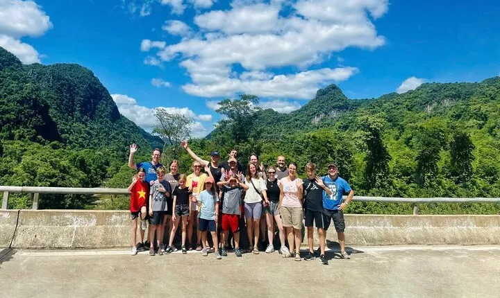 Botanic Garden, Paradise Cave and Phong Nha Cave Tour