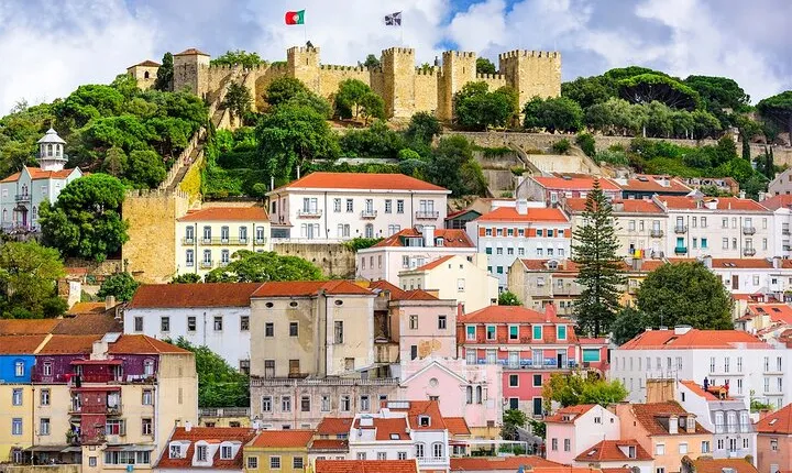 Private Full-Day Tour to Lisboa
