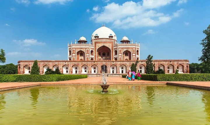 Private Old and New Delhi Tour By Car from New Delhi