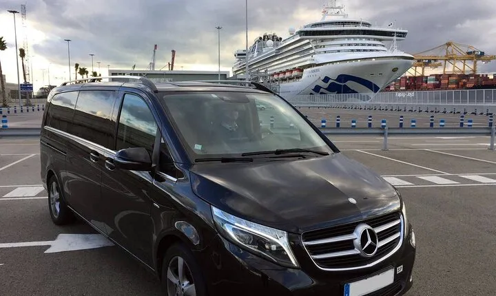 Transfer airport Barcelona (DE 1 to 6 passengers)