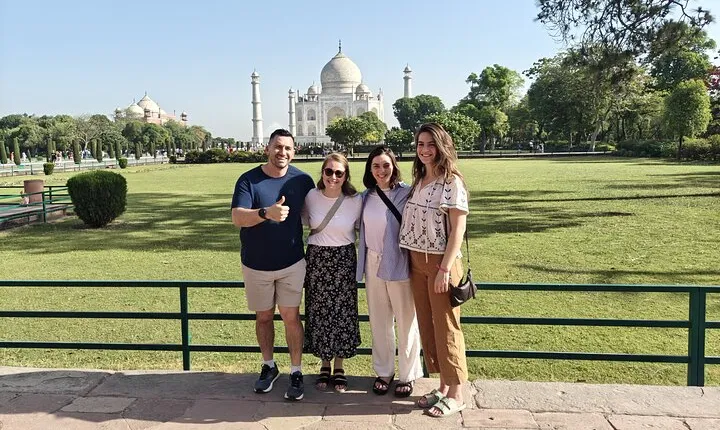 2-Day Overnight Taj Mahal Sunrise & Agra Fort Private Tour by Car