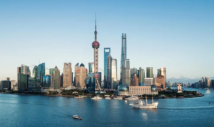 Private Full-Day Tour: Shanghai Past and Present