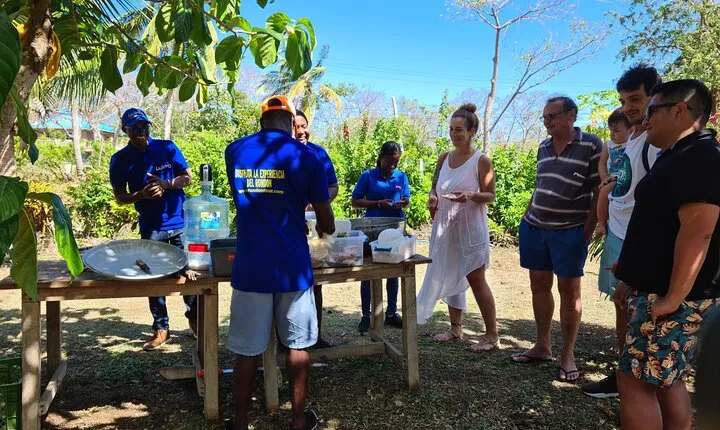 Cook, Taste, and Dance: The Authentic Rondón Experience
