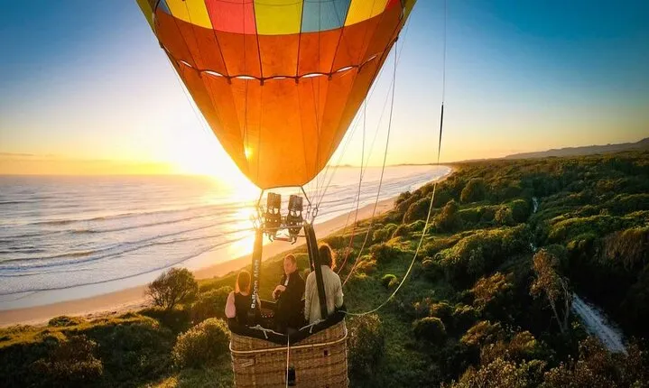Sightseeing of Luxor and the Nile by Hot Air Balloon