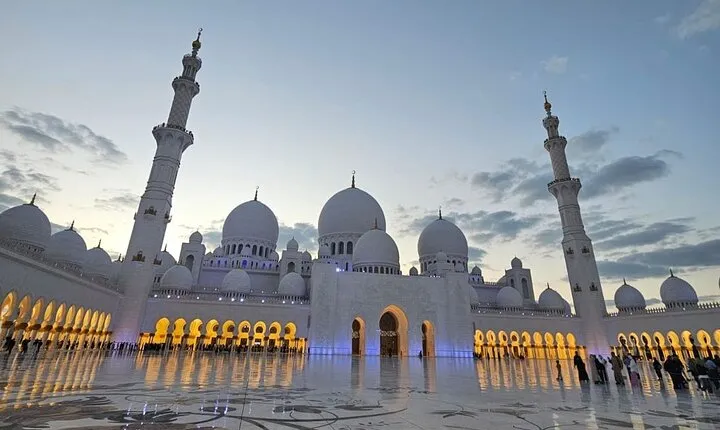 Full Day Sightseeing Tour from Abu Dhabi