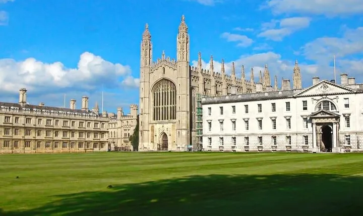 Private Car Tour of the University of Cambridge and Oxford