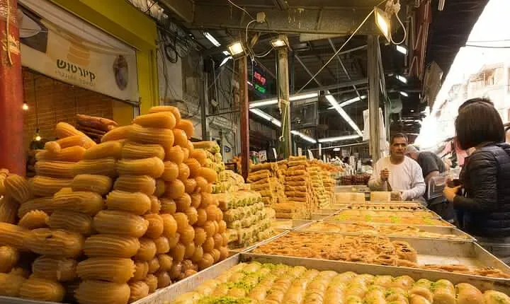 Gastronomic Experience by Shuk Ha Carmel in Tel Aviv