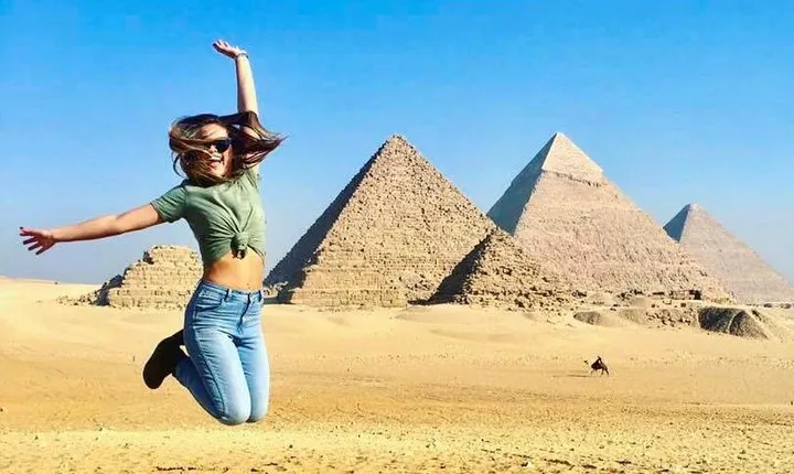 Full Day tour to great pyramids Sphinx Citadel and Bazaar