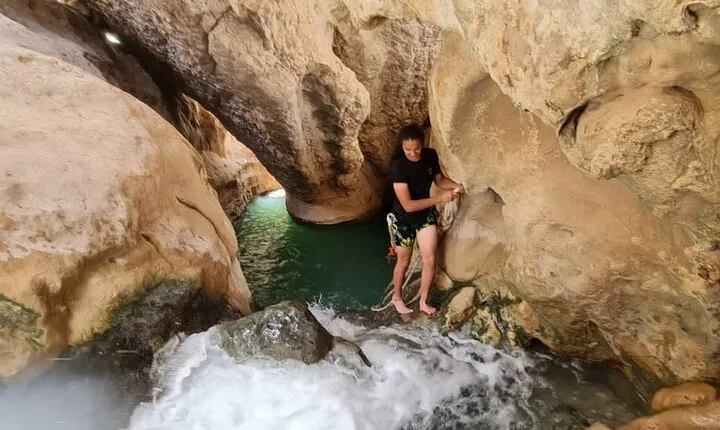 Private Wadi Shab - Bimmah Sinkhole - White Sand Beach - Full Day Tour