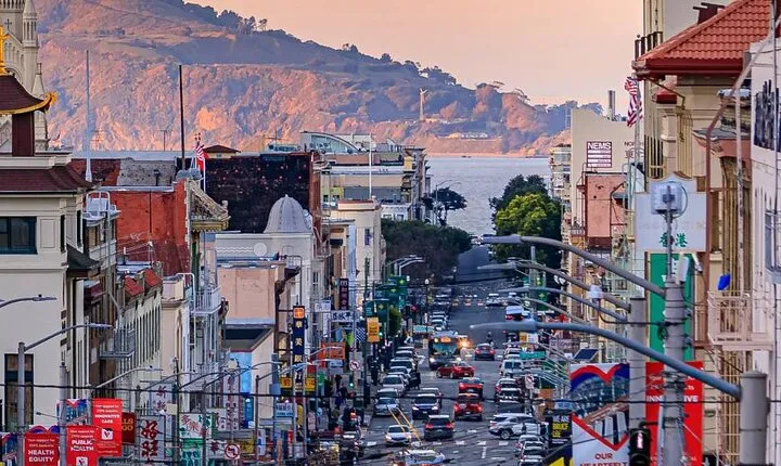 Private Self Guided Tour and Bar Crawl in Chinatown San Francisco