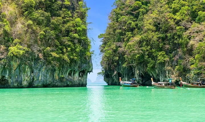 Krabi Hong Islands and Snorkeling by Shared boat