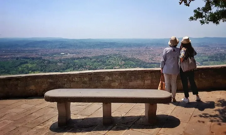 Fiesole. Art and history over the horizon