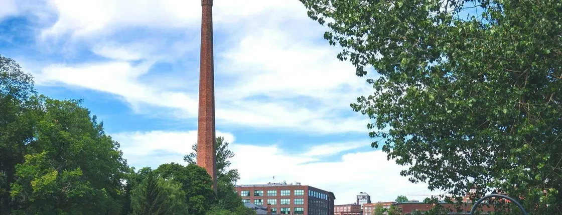 90-minute Tampere walking tour with local guide