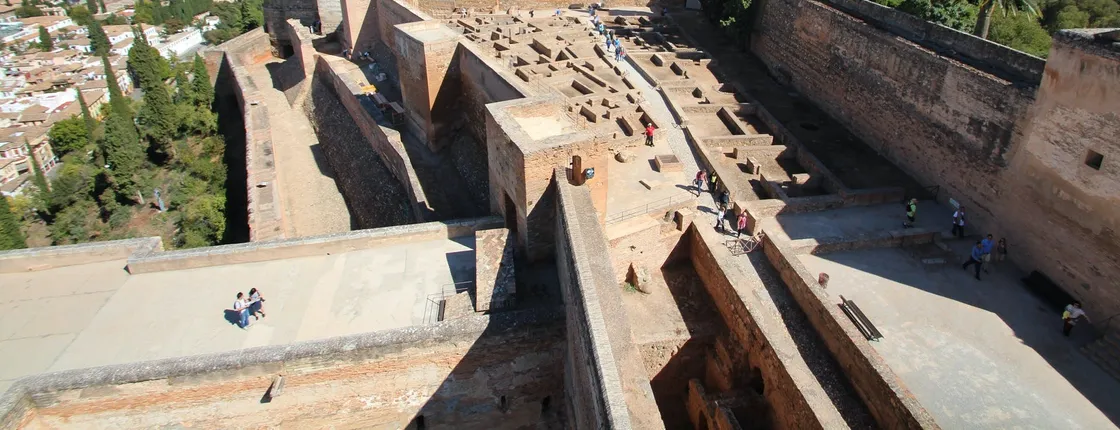 Skip-the-line tickets and audio guide to the Alhambra, Palace of Charles V, Generalife and Alcazaba
