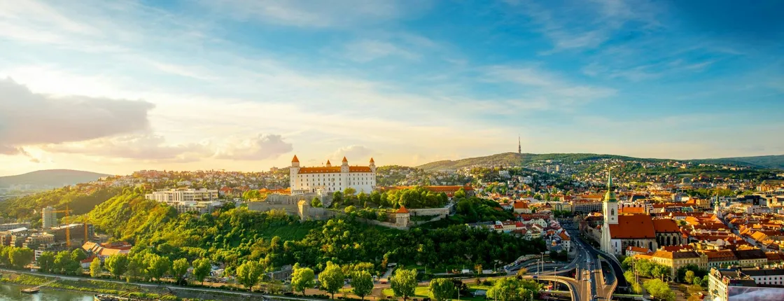 Bratislava private city highlights tour by car