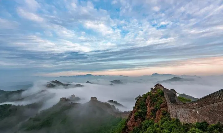Jinshanling Great Wall Layover Tour from Capital Airport