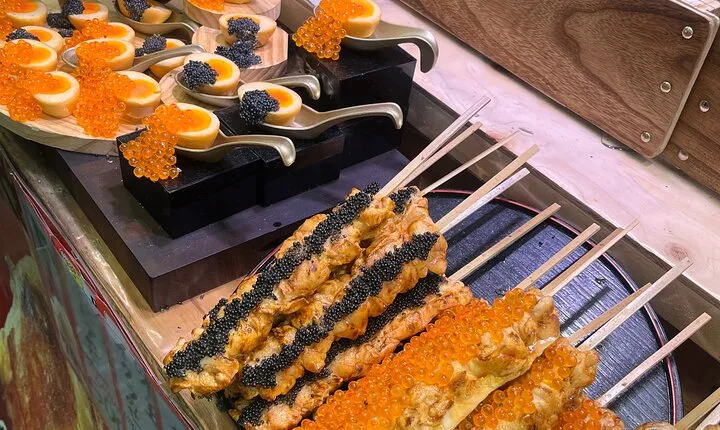 Nishiki Market Walking Food Tour With Gyoza Workshop