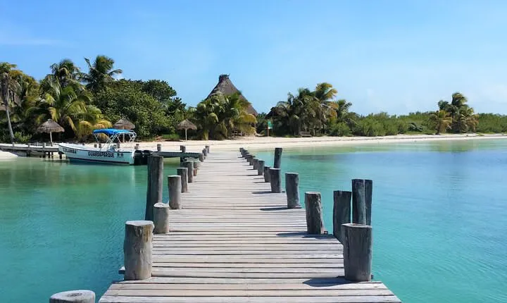 Isla Contoy and Isla Mujeres Tour with Snorkeling from Cancun