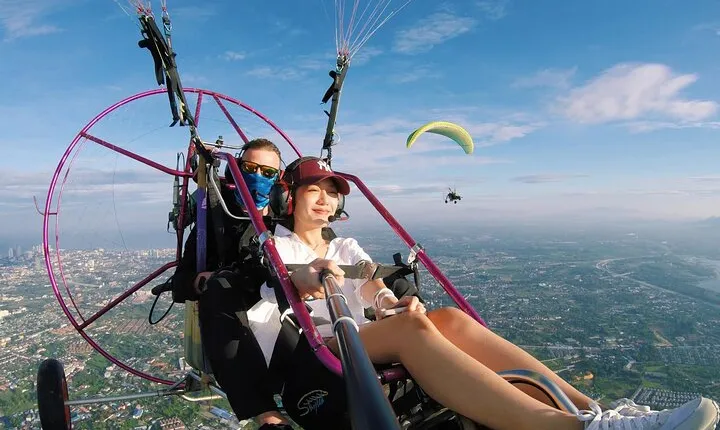 Paramotor Experience in Pattaya Include Pickup Transfer