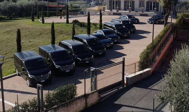 Luxury private Transfer from Milan center to Malpensa Airport