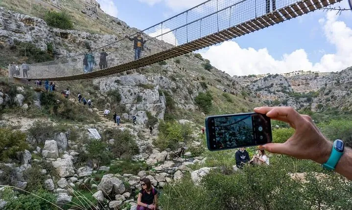 Matera: journey of the Sassi, the Murgia and the Tibetan Bridge