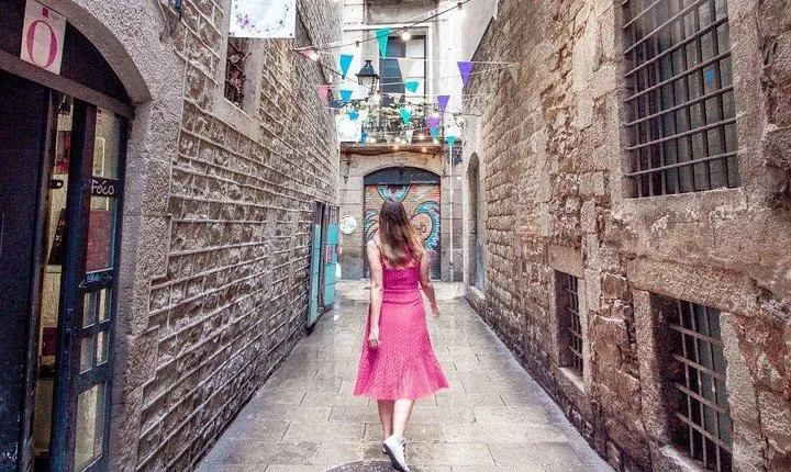 Barcelona Hidden Treasuers : Barrio Gotico City Tour in German