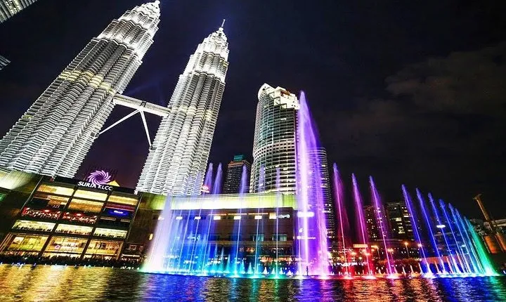  KLCC Lake Symphony & The River of Life Tour from Kuala Lumpur