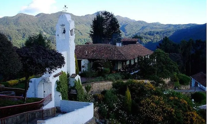 Bogota 8-hour Sightseeing Tour with Gold Museum, Monserrate and Colombian lunch