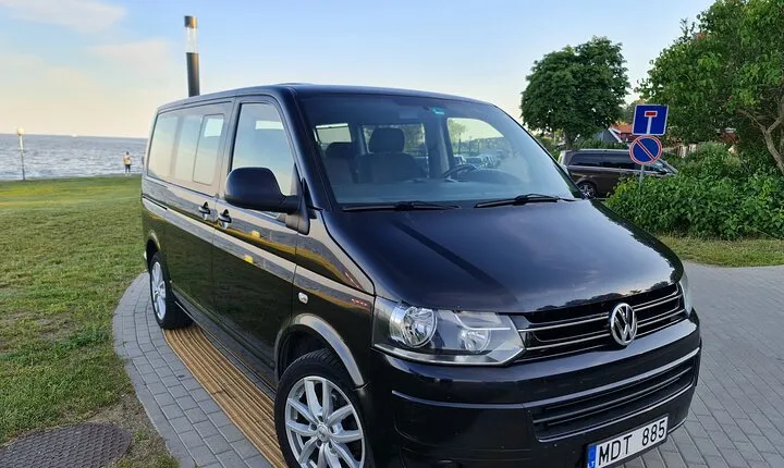 Private Transfer: Ryga to Klaipeda via Hill of Crosses & Rundale Palace