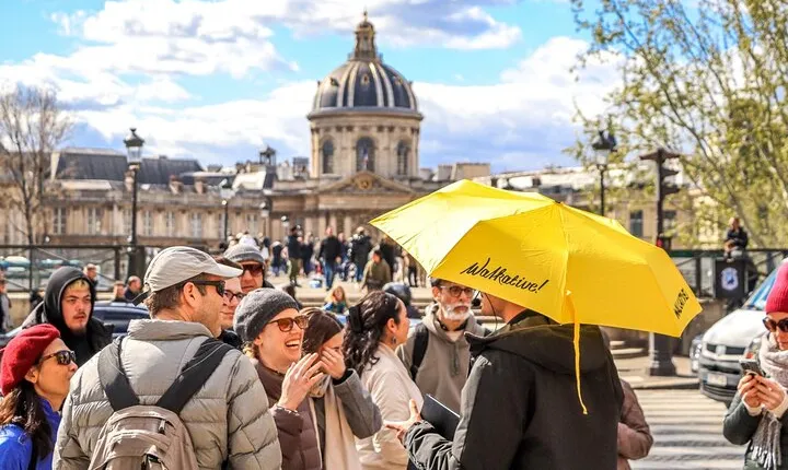 Historic Paris Walking Tour