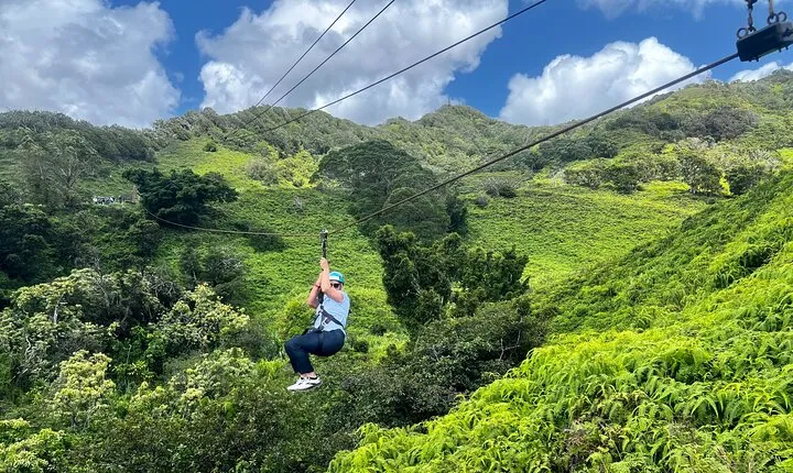 Shaka Zipline: 5 Line Zipline Tour (60 - 260 lbs)