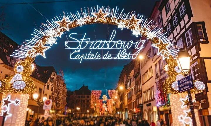 Christmas Magic: A Guided Walking Tour in Strasbourg