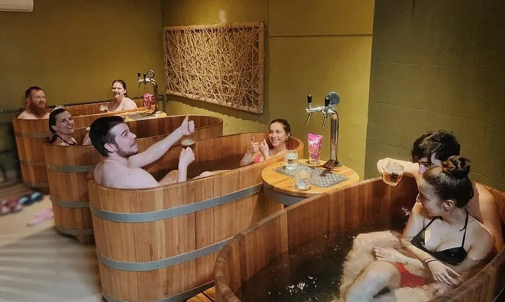 Budapest Exclusive Thermal Spa LUKACS LUXURIOUS PRIVATE BEER BATH