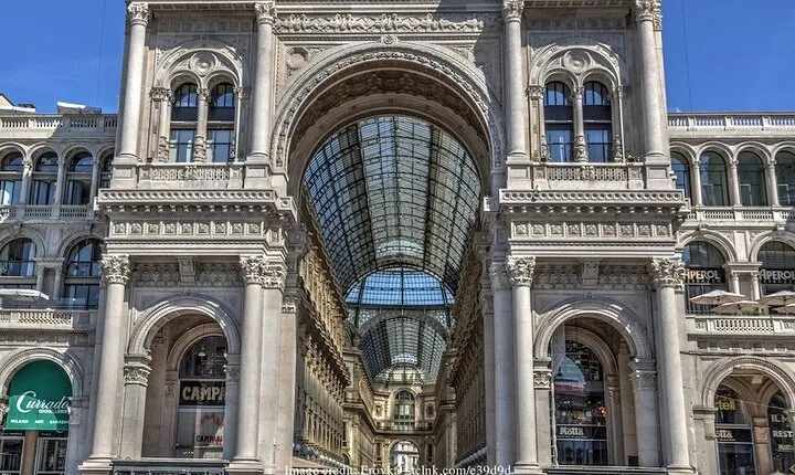 Welcome to Milan: Private Half-Day Introductory Walking Tour