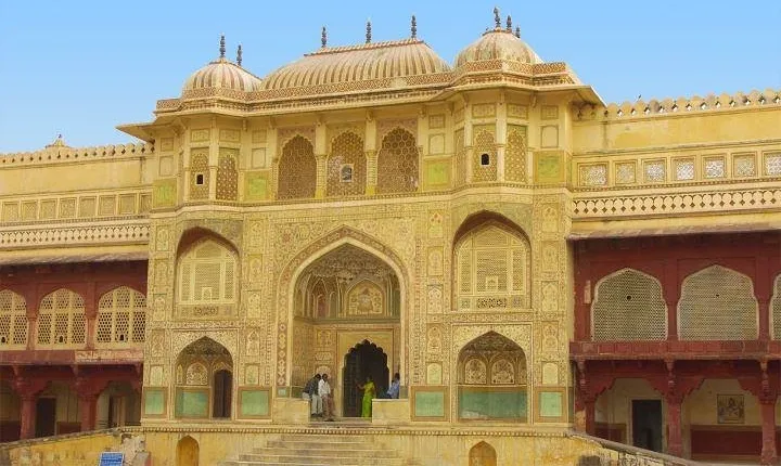 Same Day Roundtrip to Jaipur from Delhi – All Inclusive