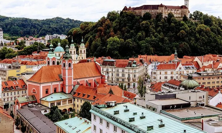 Ljubljana Private Walking Tour with a Professional Guide 