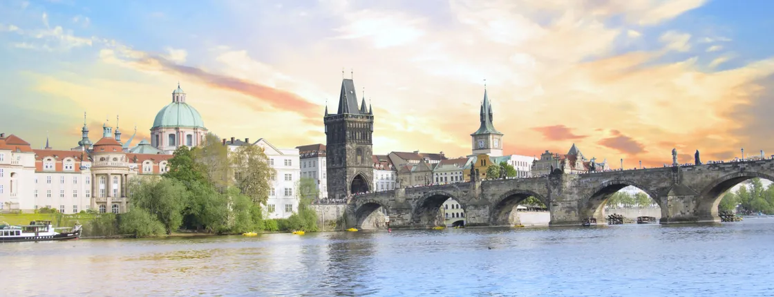 Prague city cruise