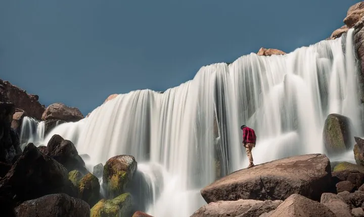 Discover the Magnificent Pillones Waterfall