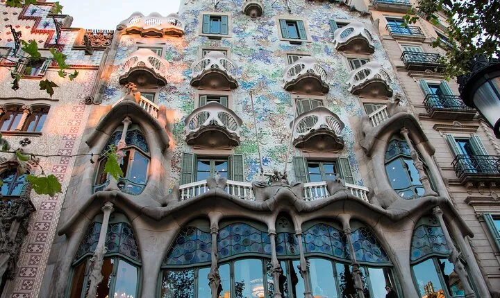 Barcelona: Casa Batllo Timed Entrance Ticket with Audio Guide