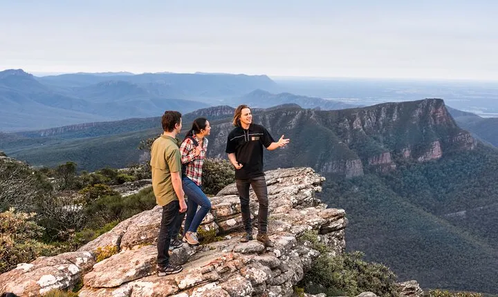Private Day Trip to Nature's Wonderland Grampians Grandeur