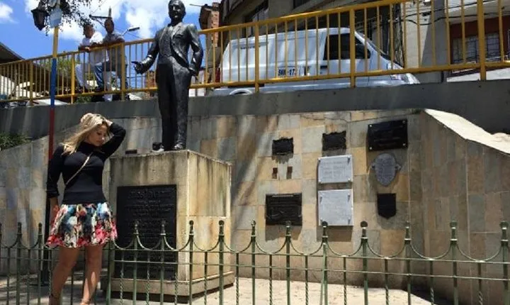Medellin: Carlos Gardel and History of Tango