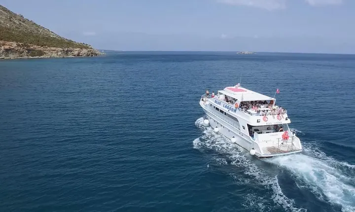 Cruise and 4X4 Safari Tour at Akamas Peninsula from Paphos