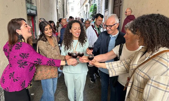 Florence Food Tour: Home-Made Pasta, Truffle, Cantucci, Olive Oil, Gelato
