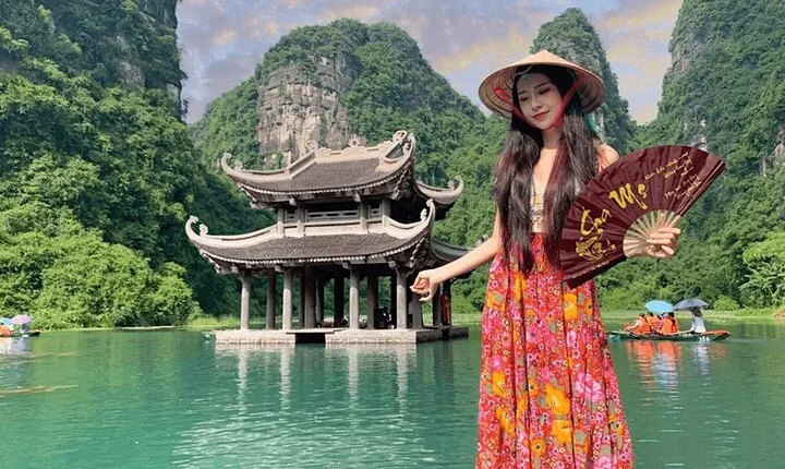 Hoa Lu-Trang An Day Tour Depart From Hanoi With Limousine & Lunch