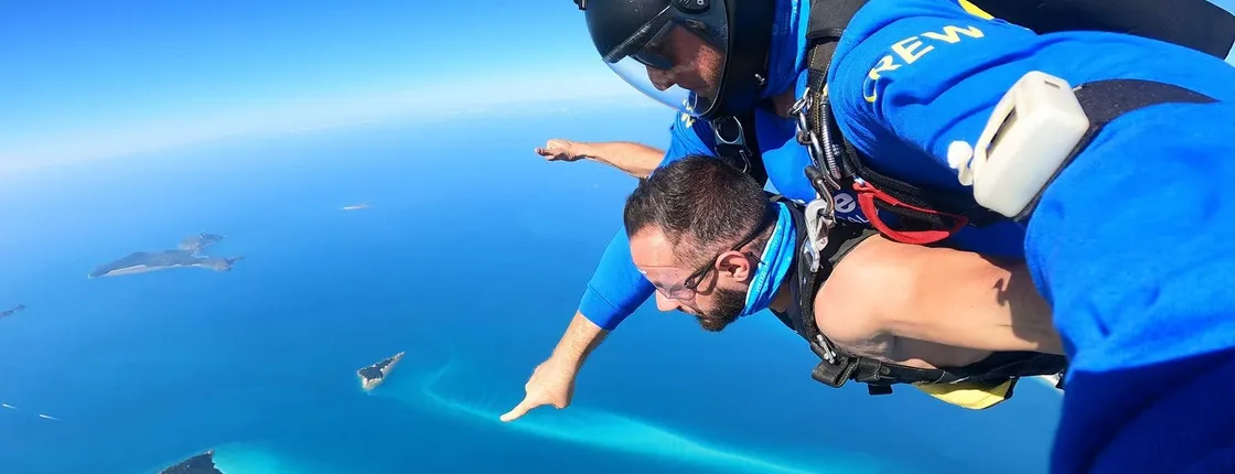 8,000 Ft Skydive Over the Whitsundays and Airlie Beach