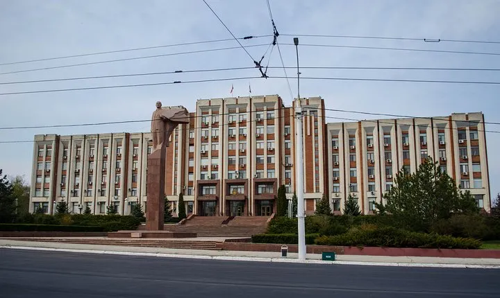 Soviet history tour to Transnistria