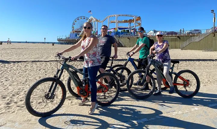 Santa Monica to Marina Del Rey e-Bike Beach Tour